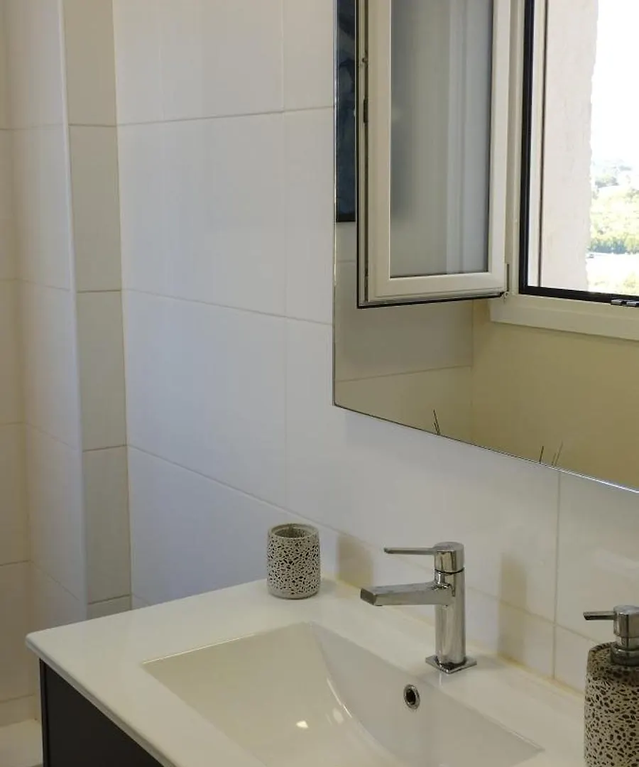 Mediterrani - Primera Linea De Mar Miami Playa Apartment